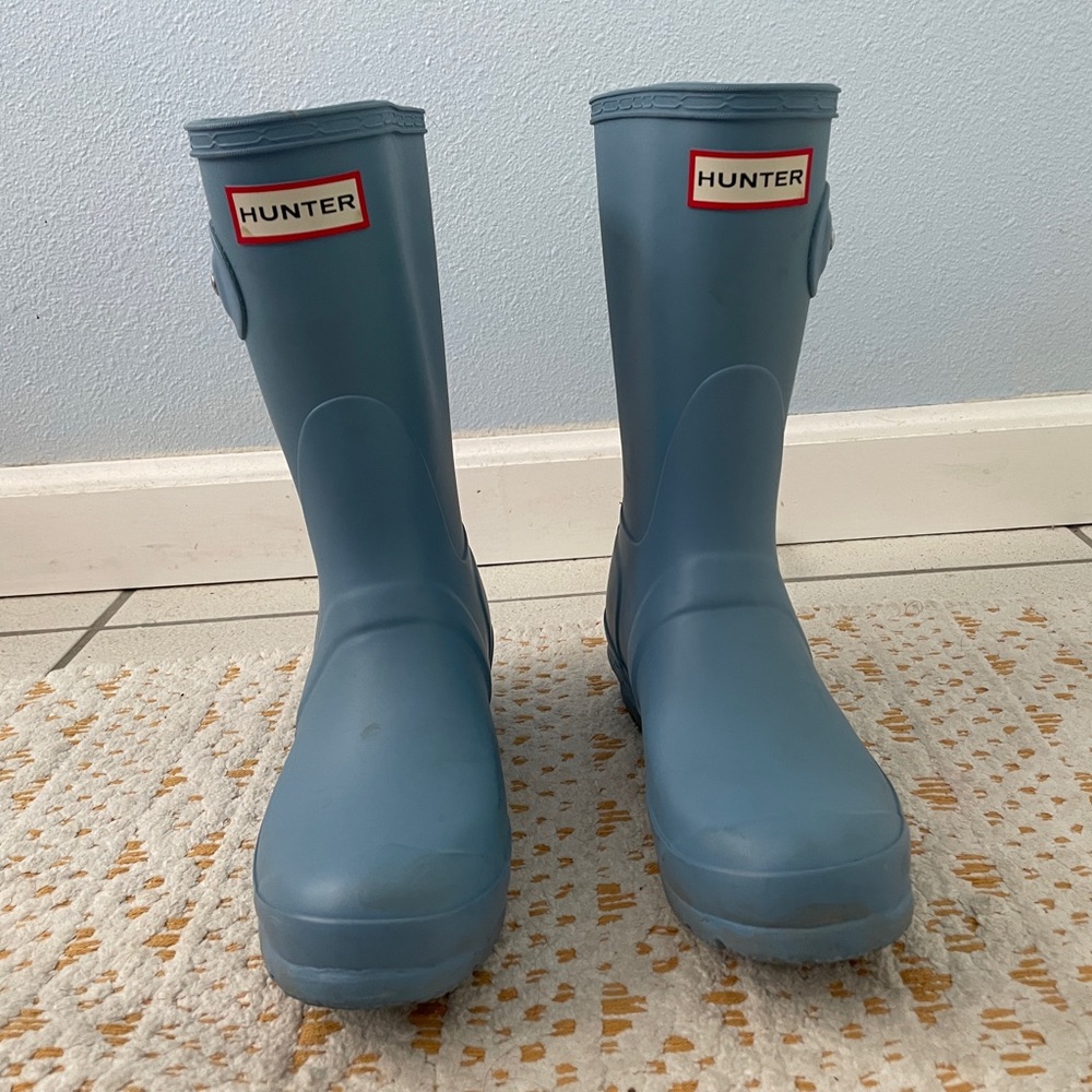 Hunter original short rain boots — matte sky blue, 6